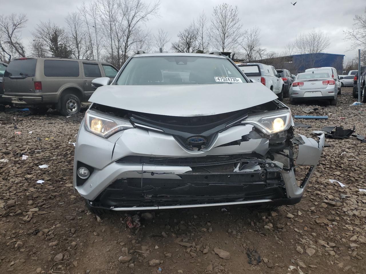 2016 Toyota RAV 4 - Image 5