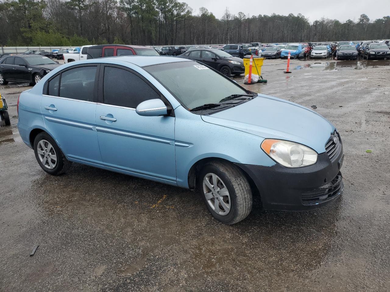 2009 Hyundai Accent - Image 4