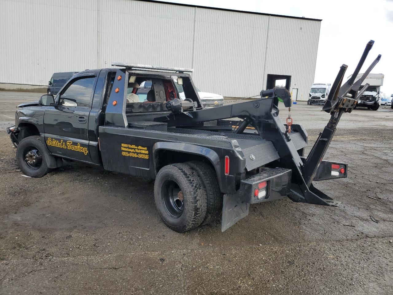 2006 Chevrolet Silverado - Image 2