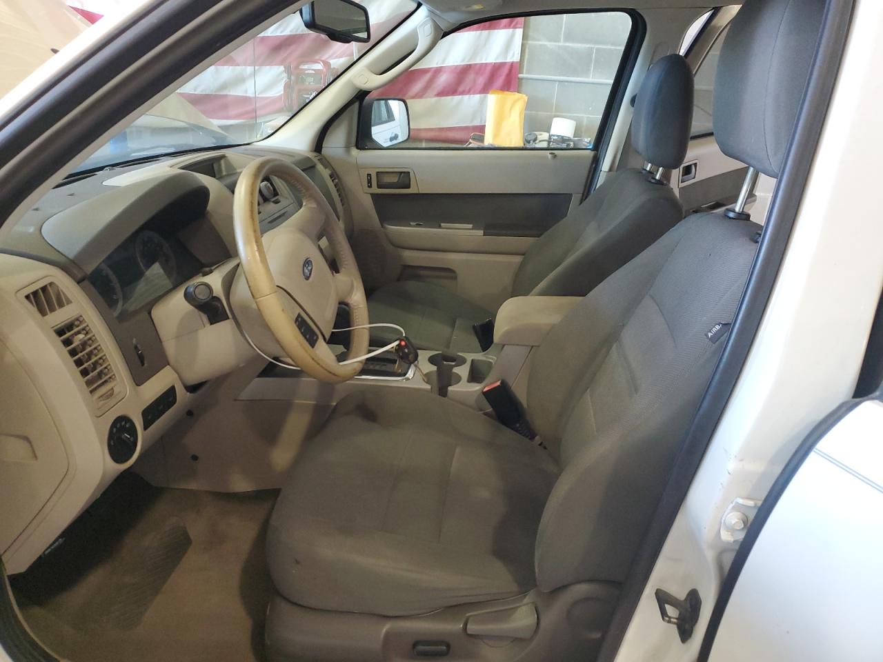 2009 Ford Escape - Image 7