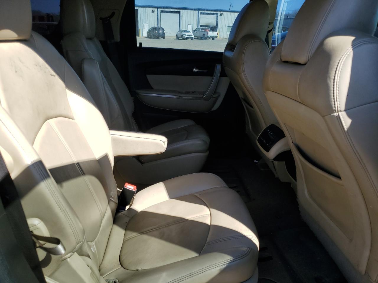 2012 GMC Acadia - Image 11