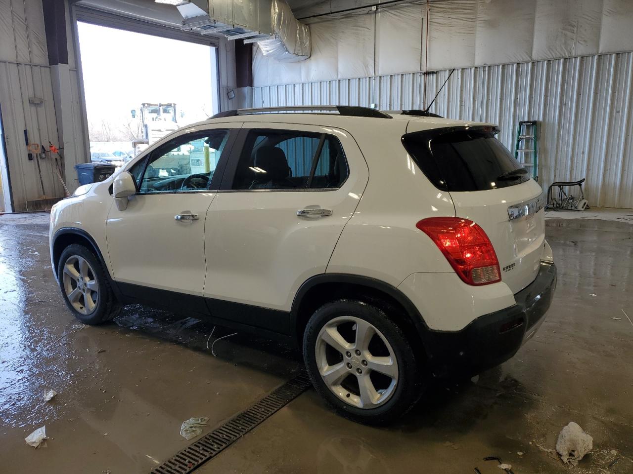 2015 Chevrolet Trax - Image 2