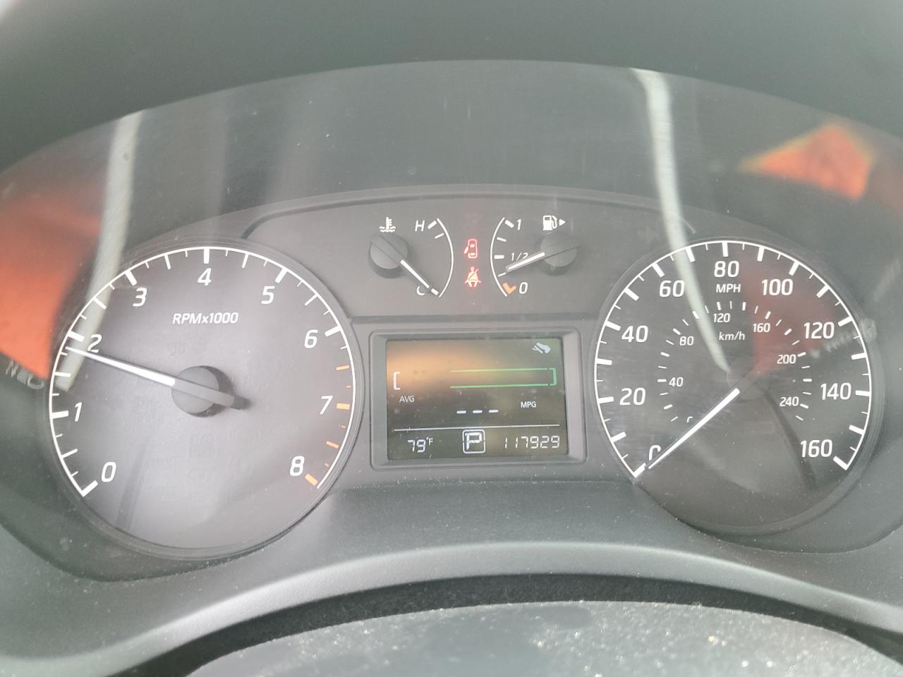 2015 Nissan Sentra - Image 9
