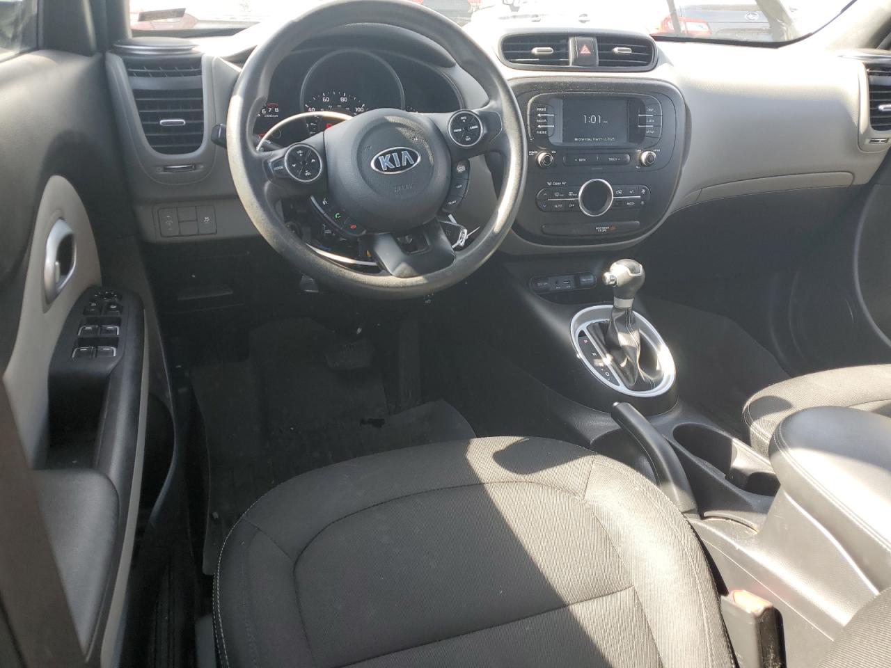 2017 Kia Soul - Image 8