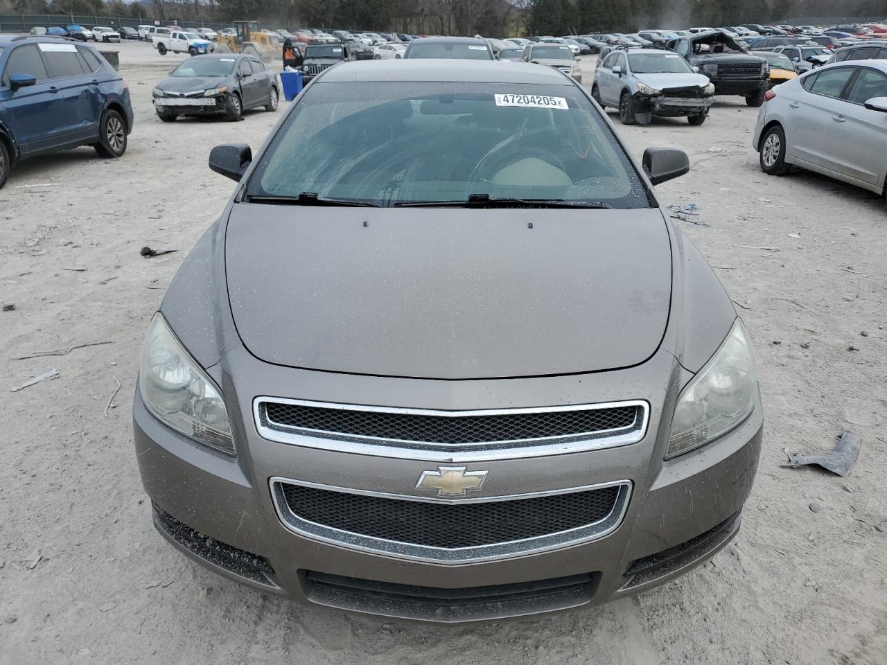 2010 Chevrolet Malibu - Image 5
