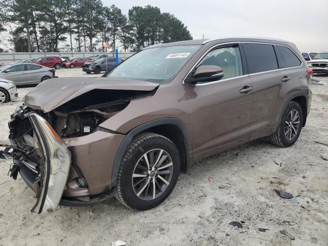 2018 Toyota Highlander Se