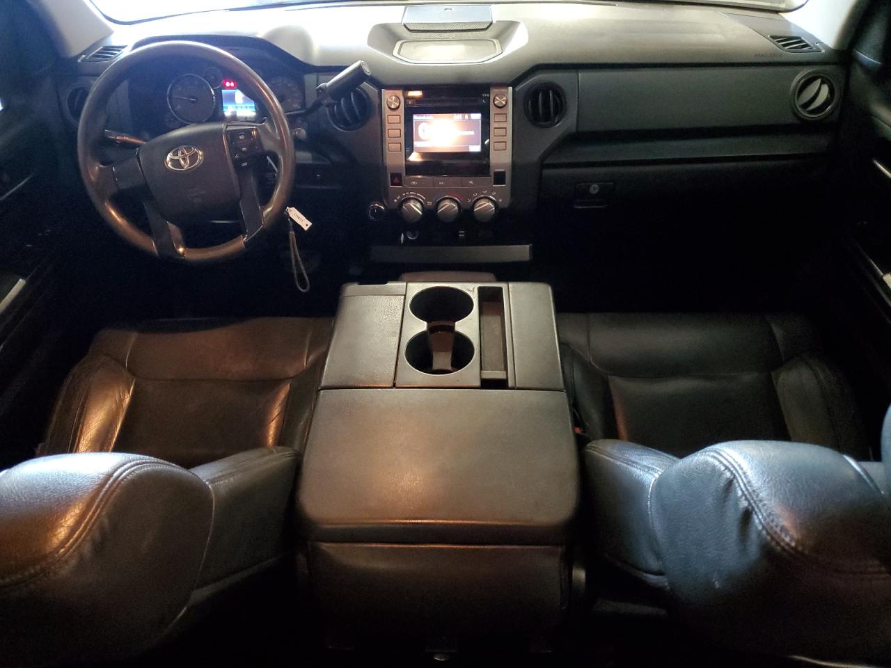 2014 Toyota Tundra - Image 8