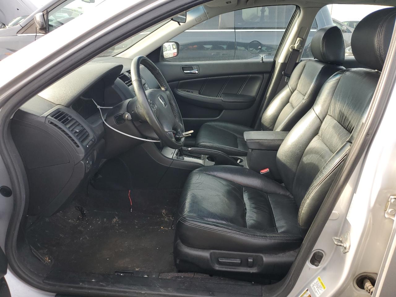 2005 Honda Accord - Image 7