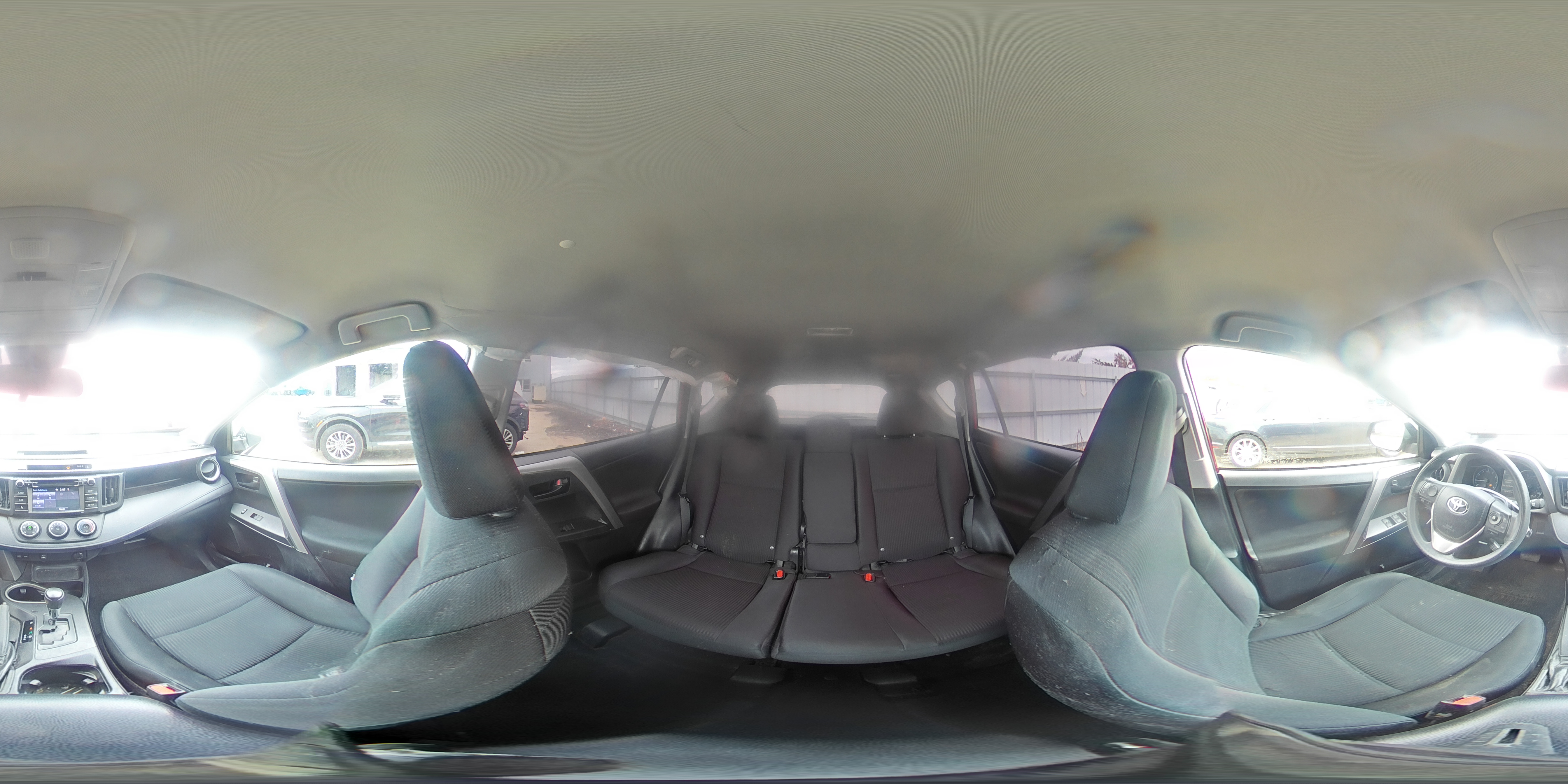 2018 Toyota RAV 4 - Image 14