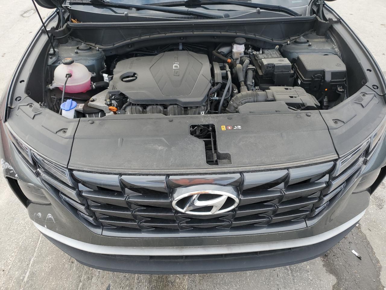 2022 Hyundai Tucson - Image 12