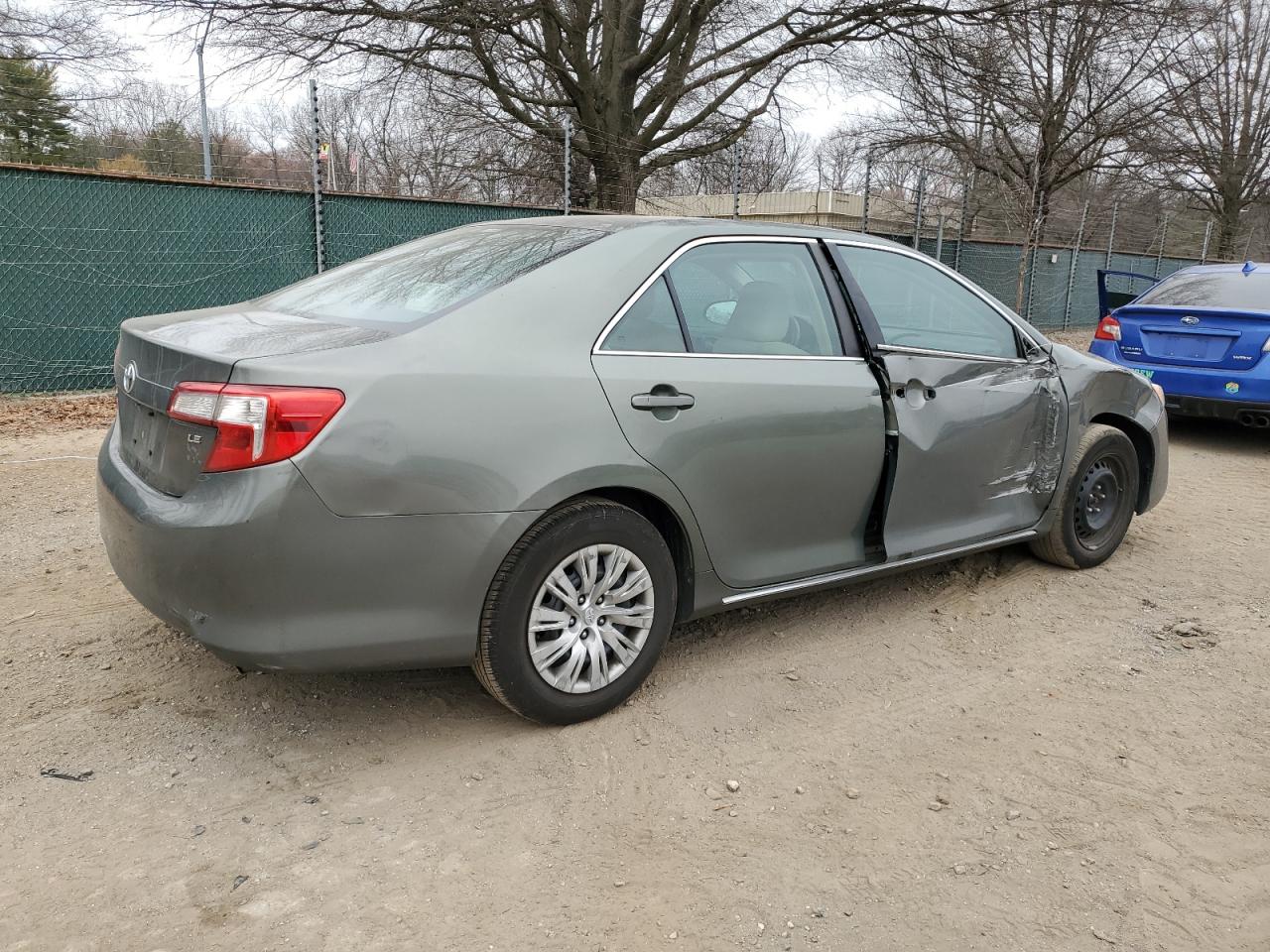 2014 Toyota Camry - Image 3