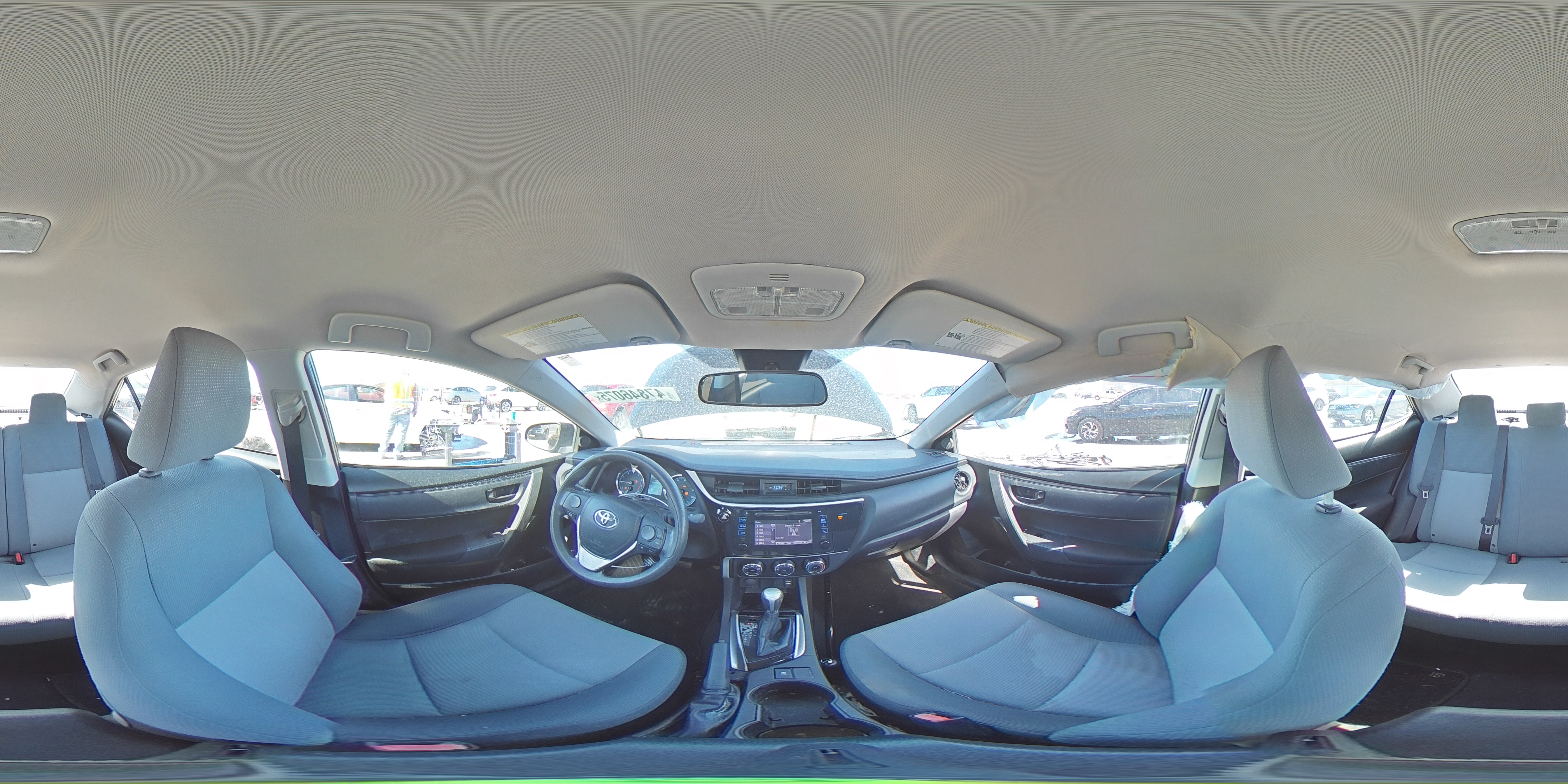2018 Toyota Corolla - Image 13