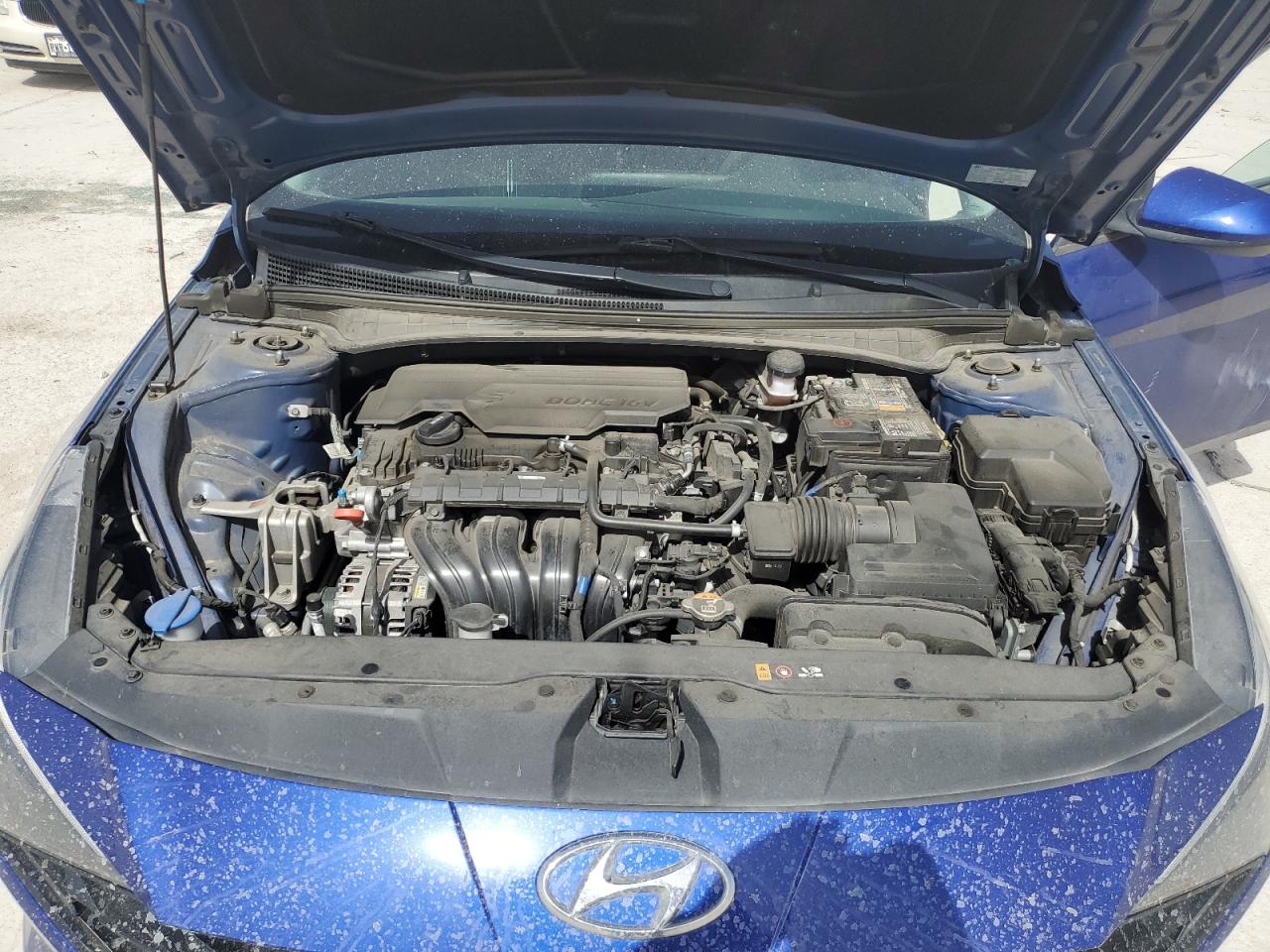 2021 Hyundai Elantra - Image 11