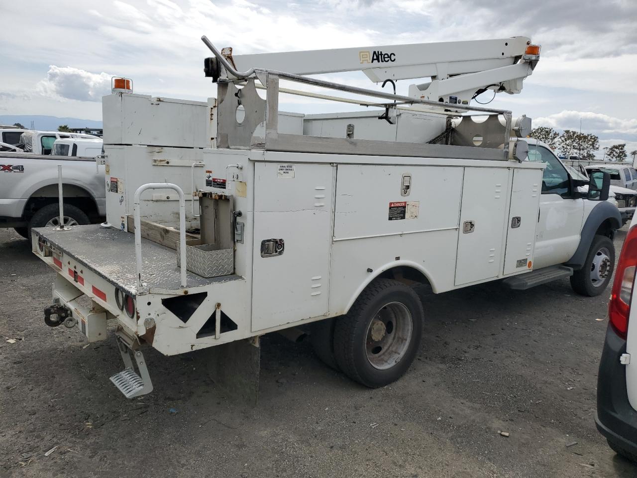 2012 Ford F450 - Image 3