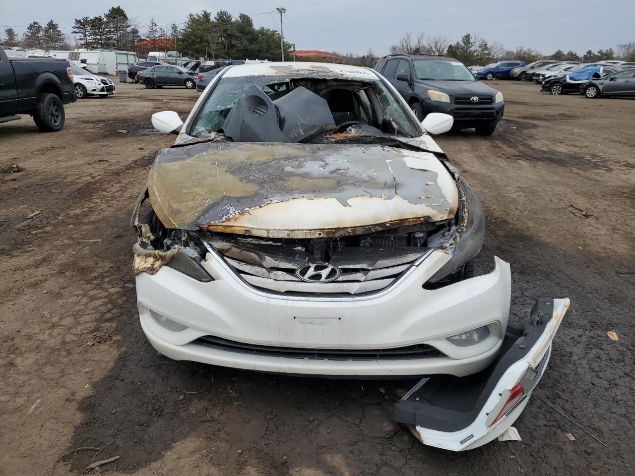 2011 Hyundai Sonata - Image 5
