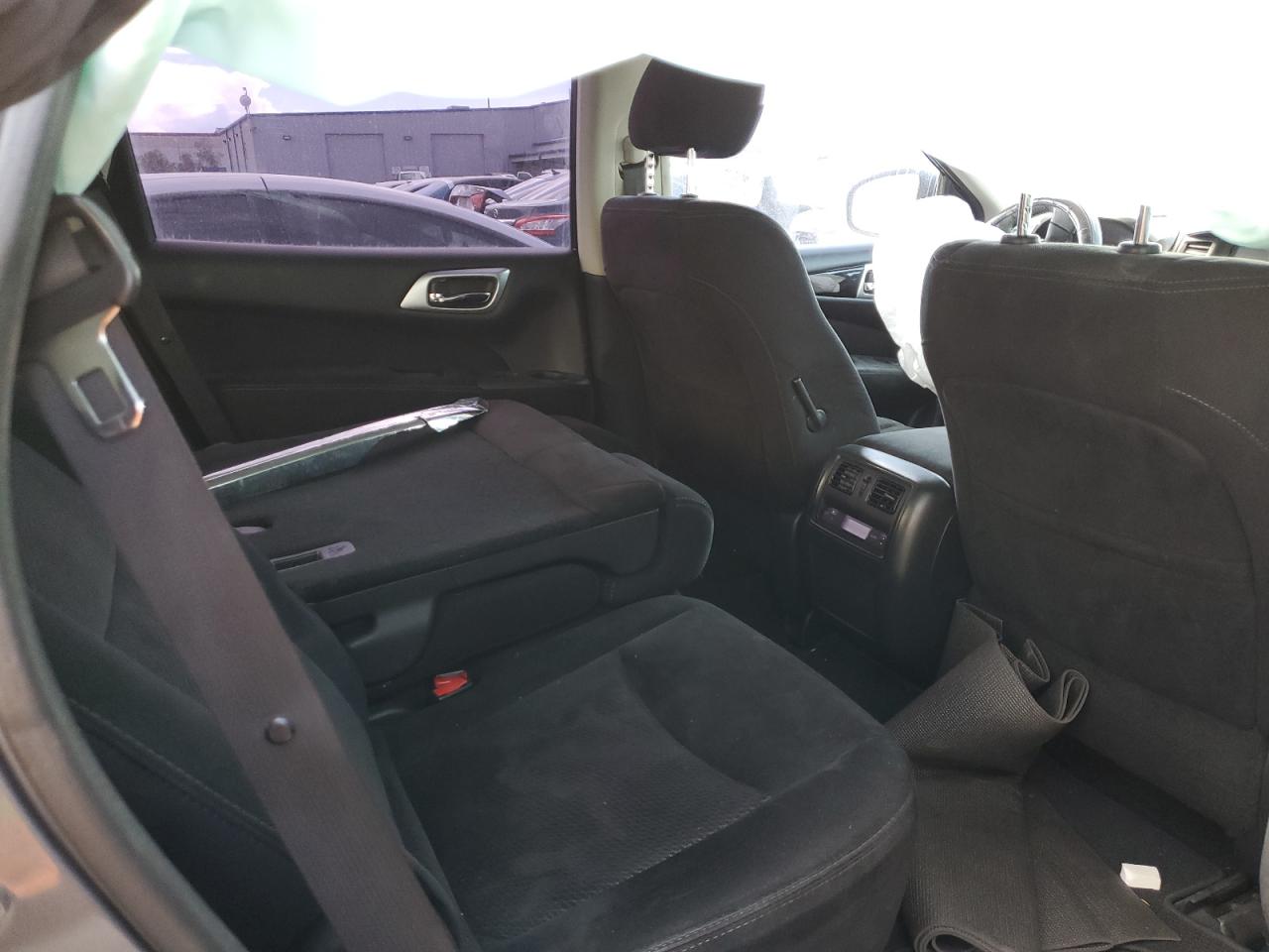 2015 Nissan Pathfinder S VIN: 654219 Lot: 84349924