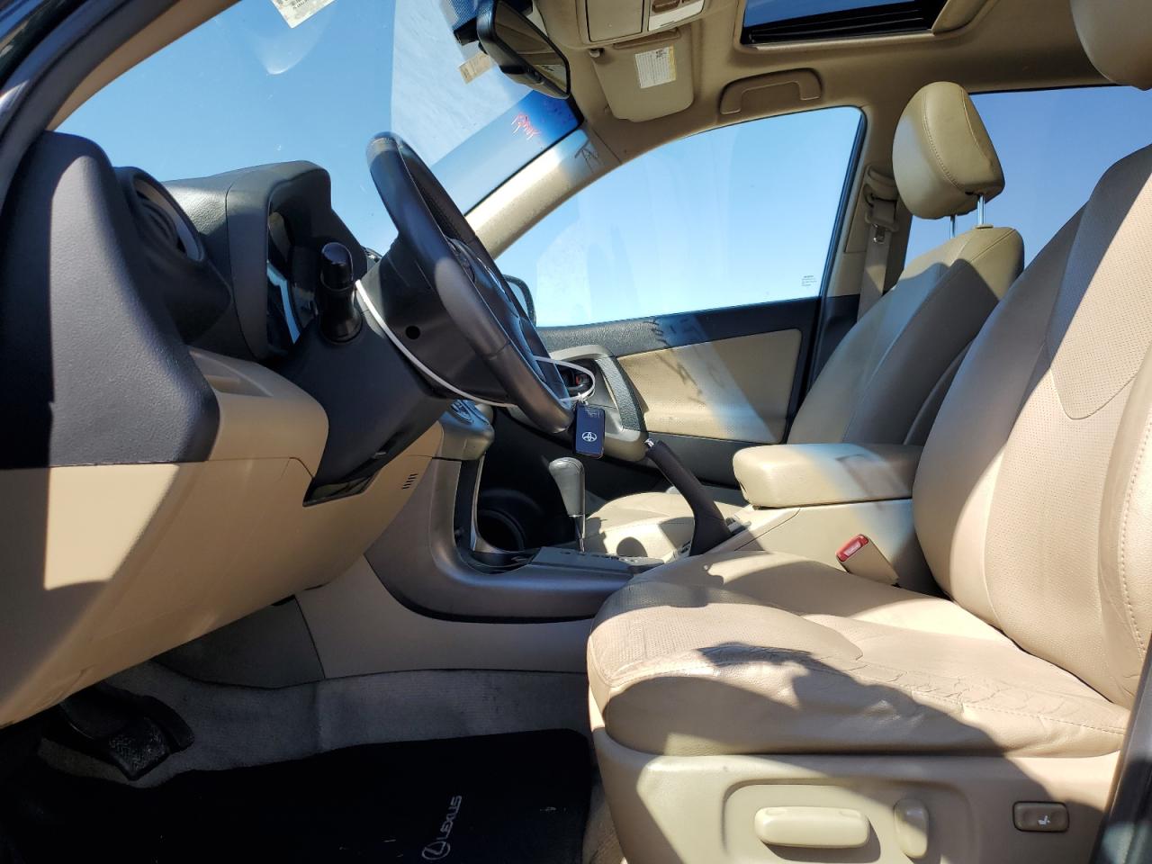 2012 Toyota RAV 4 - Image 7
