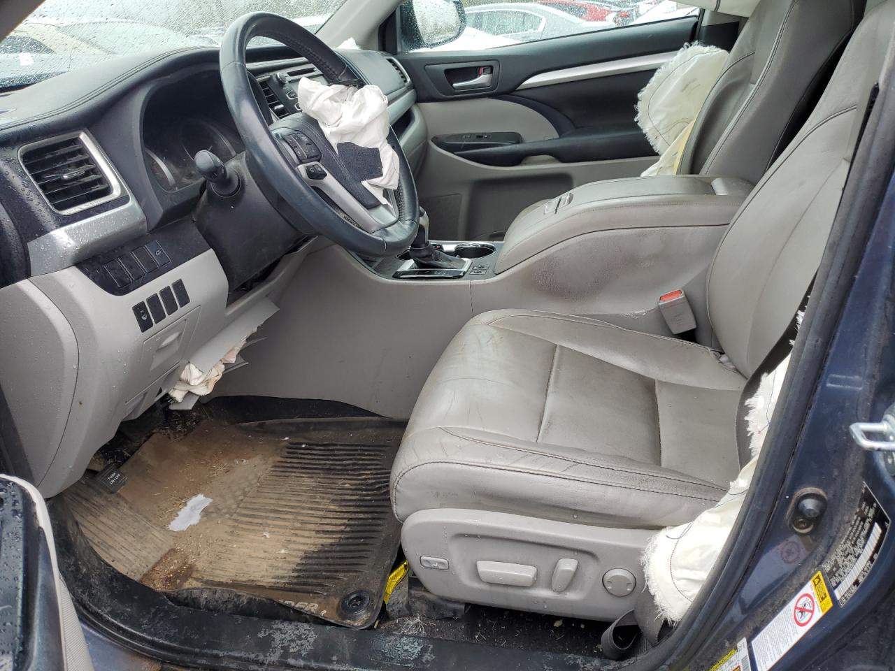 2016 Toyota Highlander - Image 7
