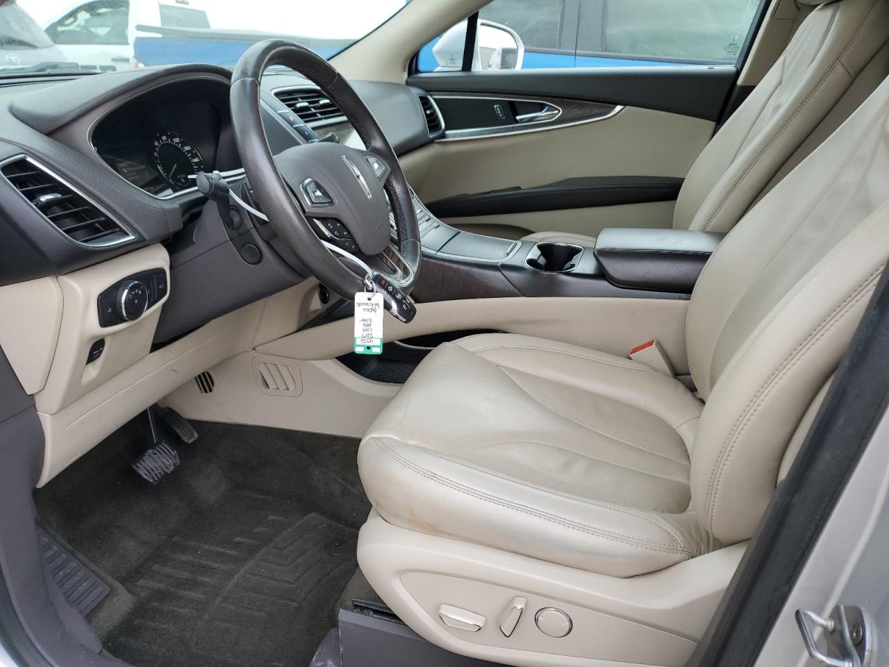 2017 Lincoln MKX - Image 7