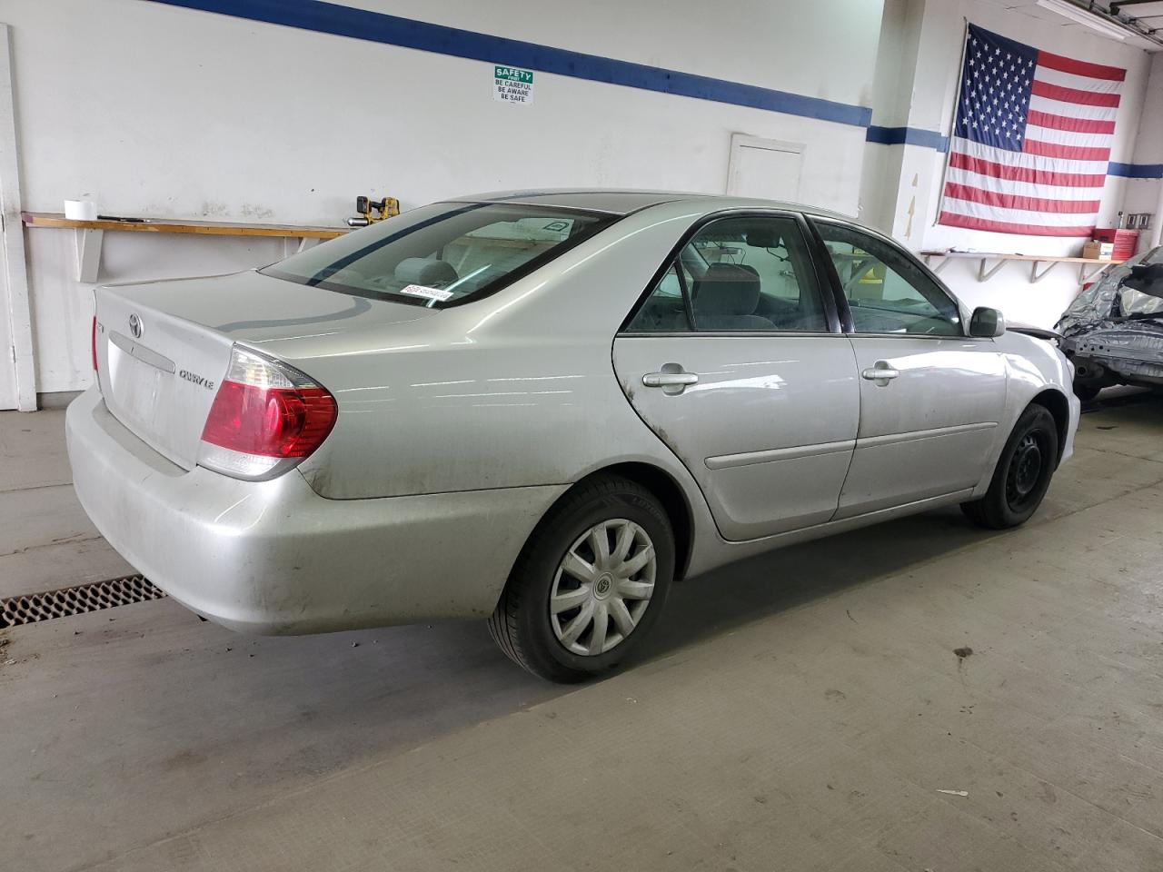 2006 Toyota Camry - Image 3