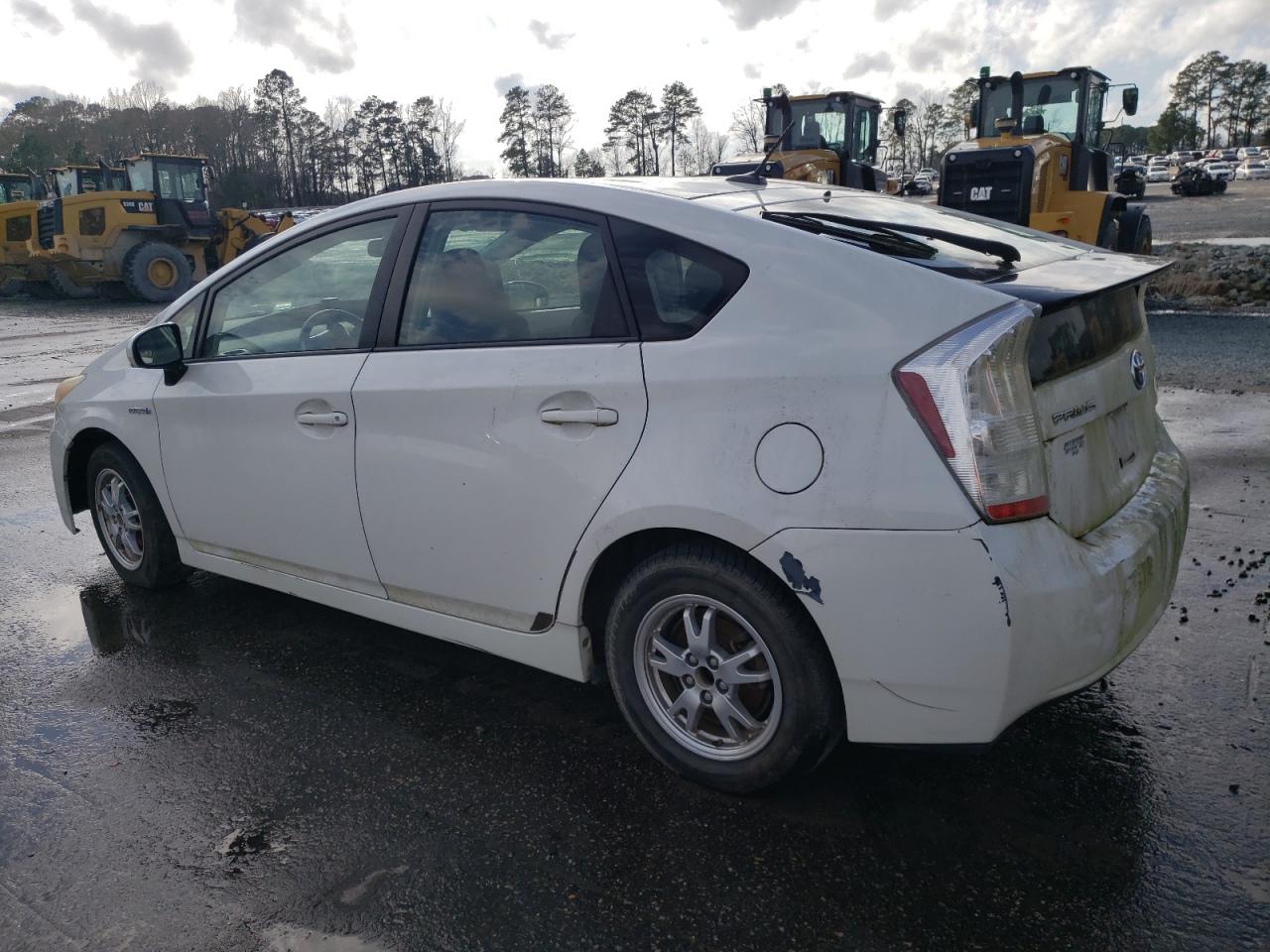 2010 Toyota Prius - Image 2