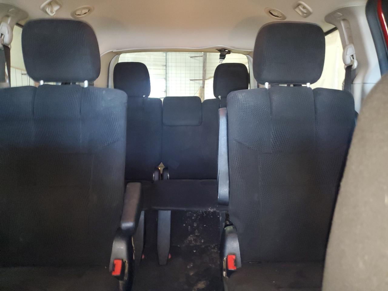 2013 Dodge Caravan - Image 10