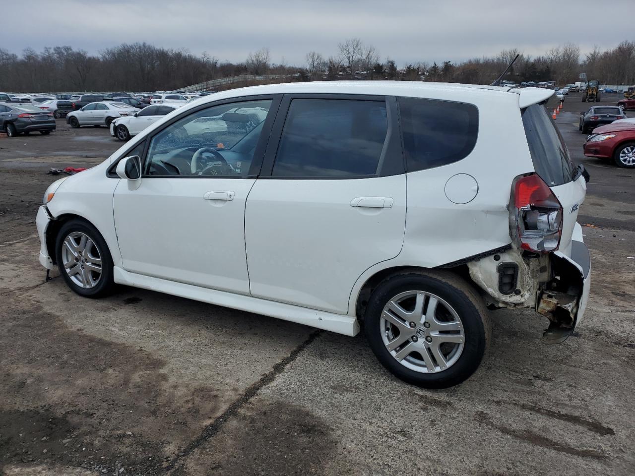 2007 Honda Fit - Image 2