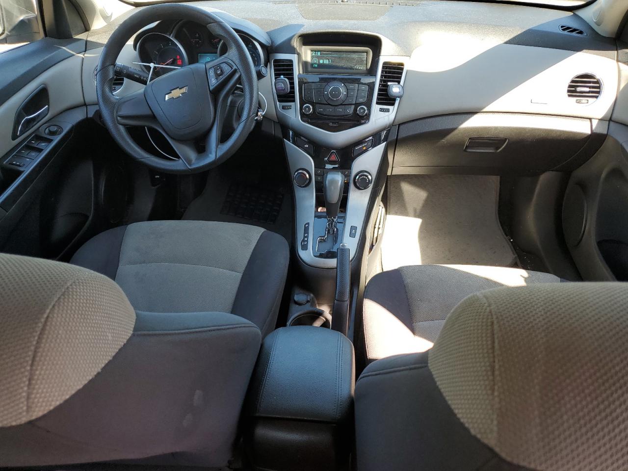 2015 Chevrolet Cruze - Image 8