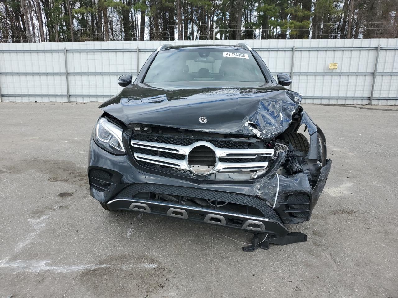 2018 Mercedes-Benz GLC - Image 5
