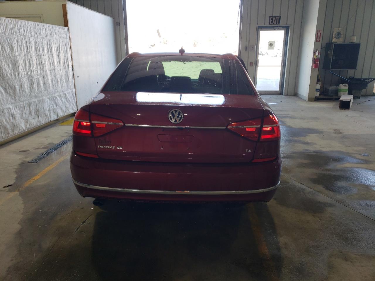 2016 Volkswagen Passat - Image 6