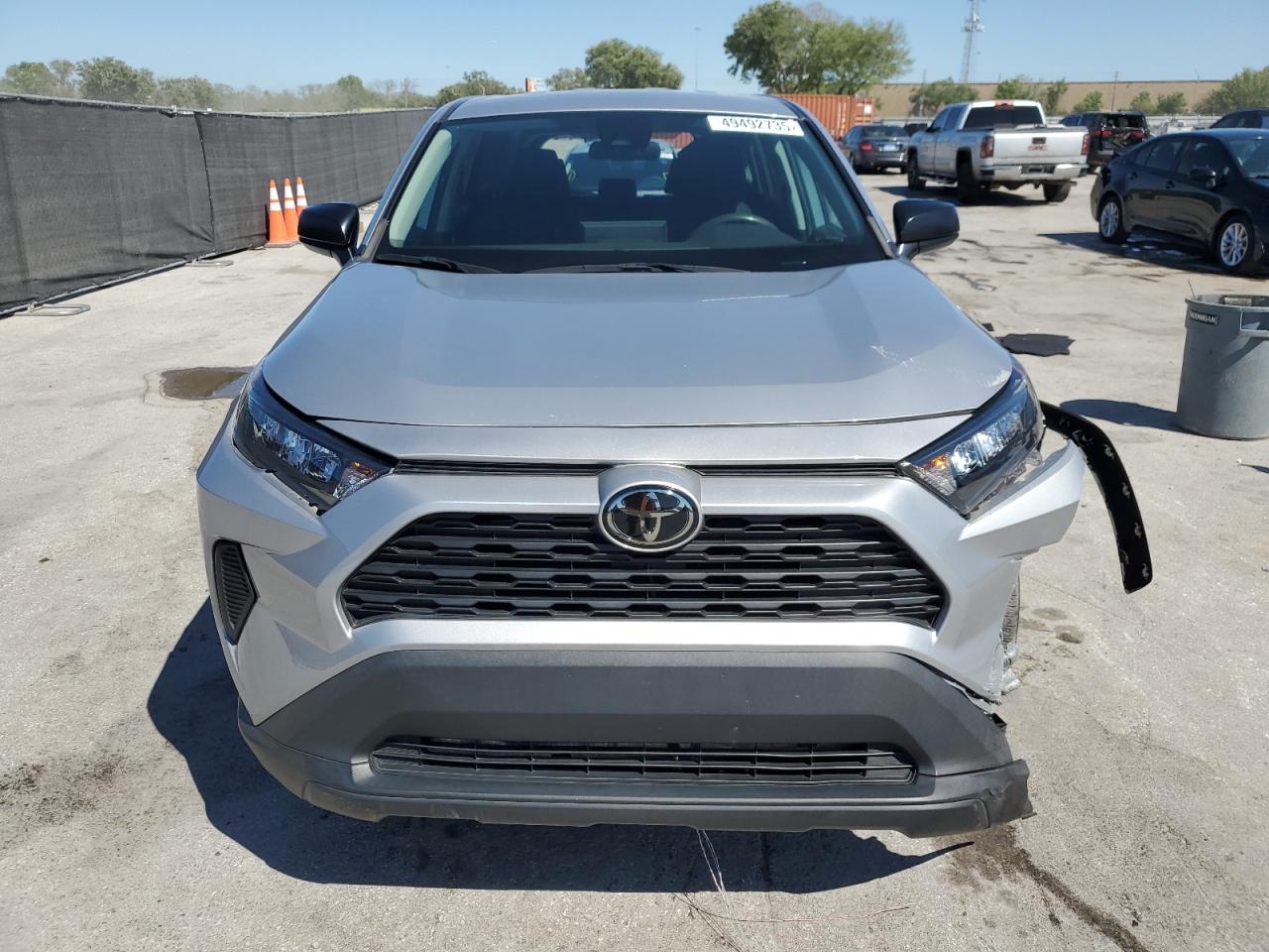 2022 Toyota RAV 4 - Image 5