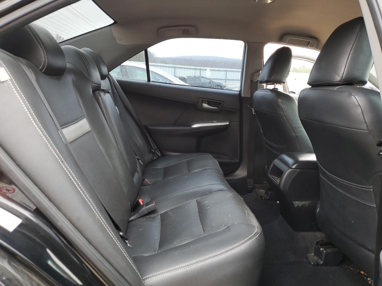 2013 Toyota Camry - Image 10