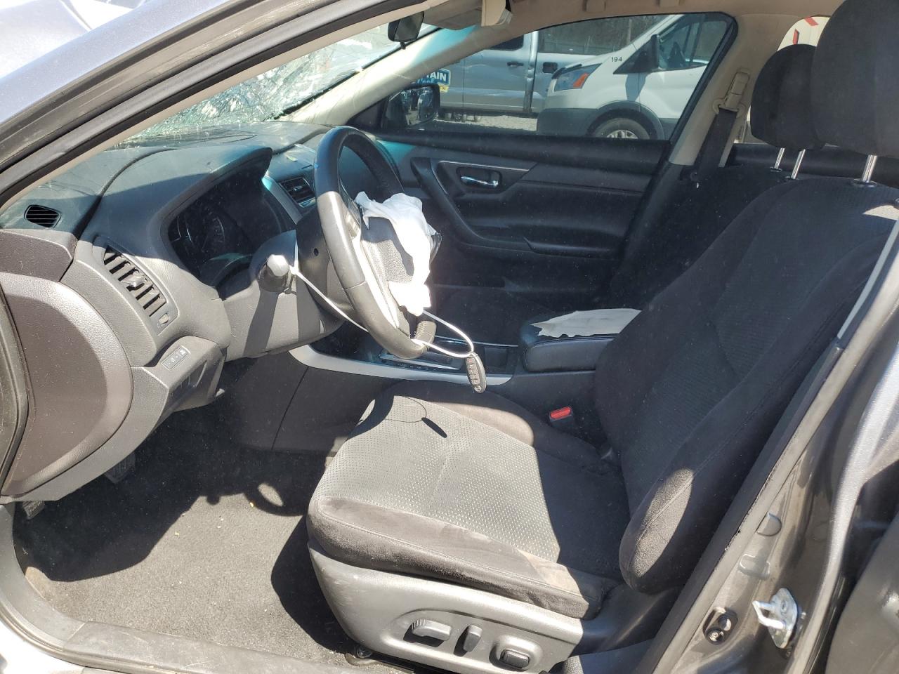 2015 Nissan Altima - Image 7