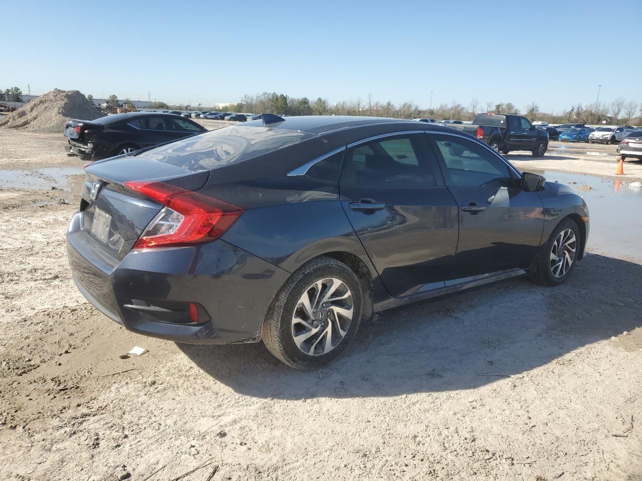 2018 Honda Civic - Image 3