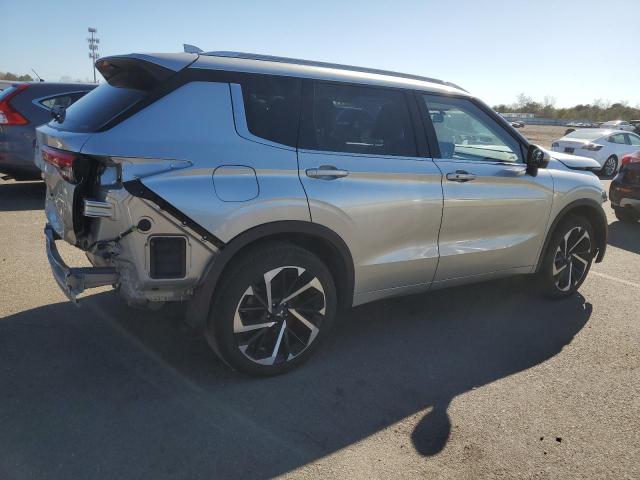  MITSUBISHI OUTLANDER 2022 Srebrny