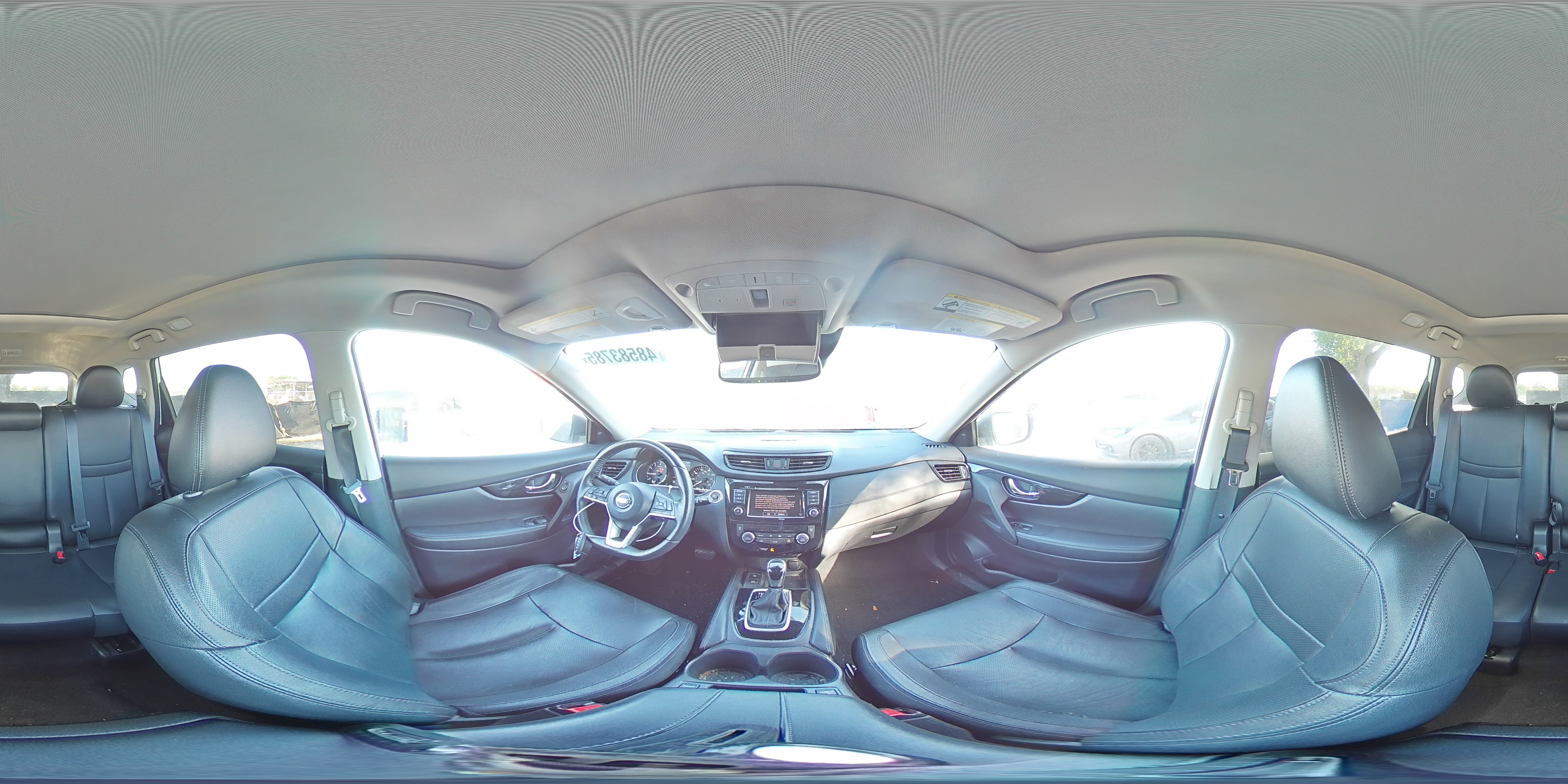 2019 Nissan Rogue - Image 14