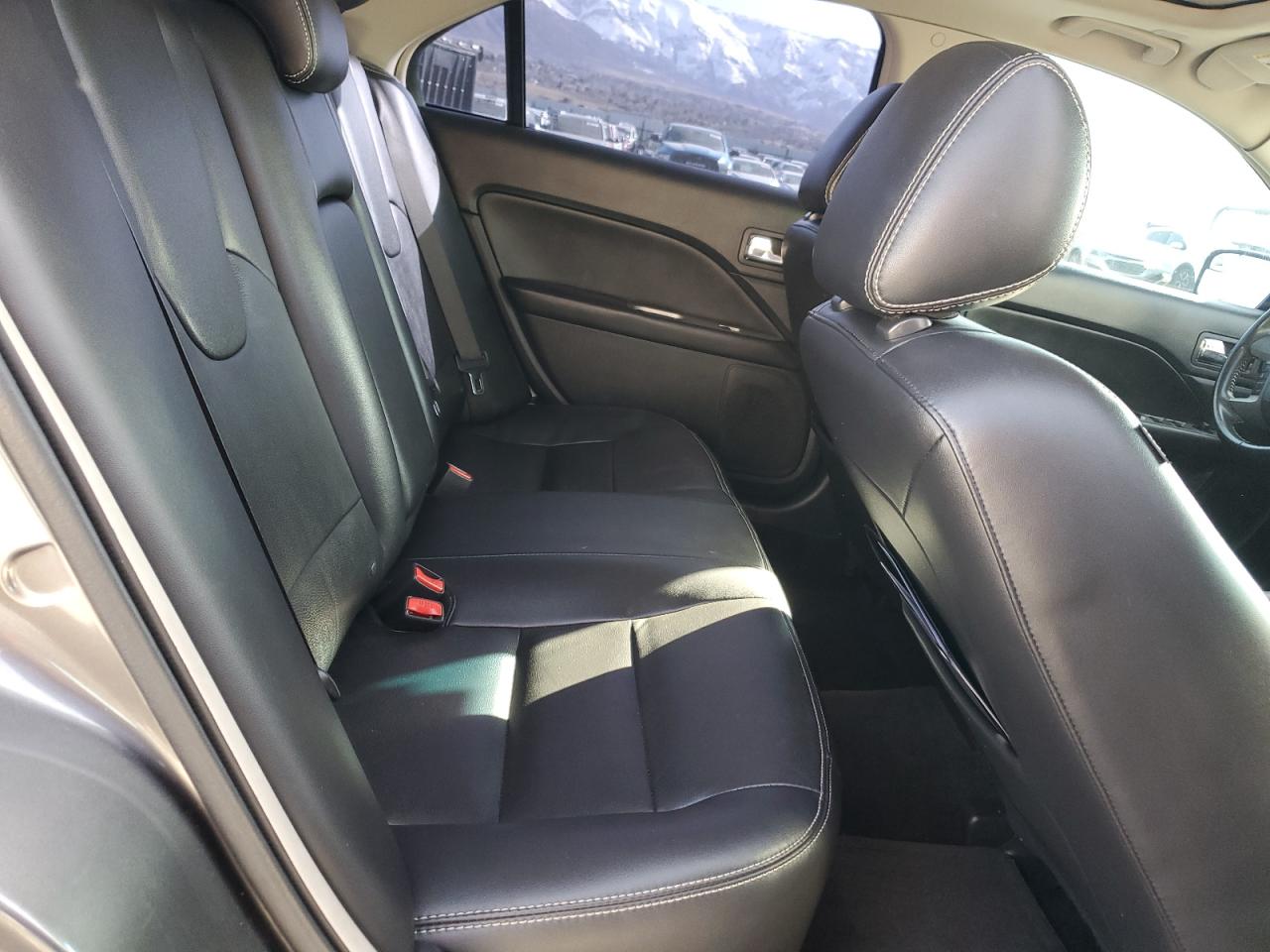 2012 Ford Fusion - Image 10