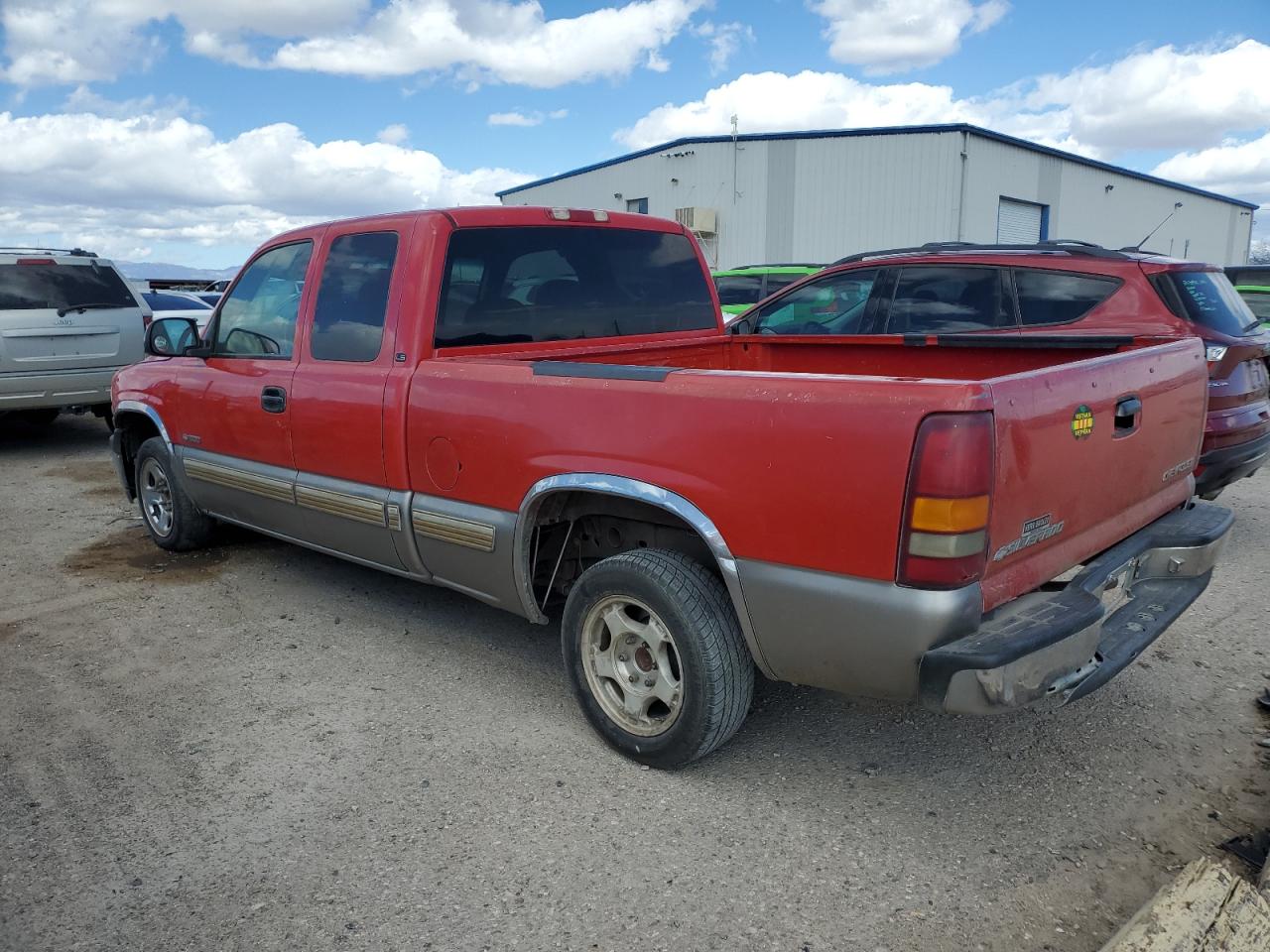 2001 Chevrolet Silverado - Image 2
