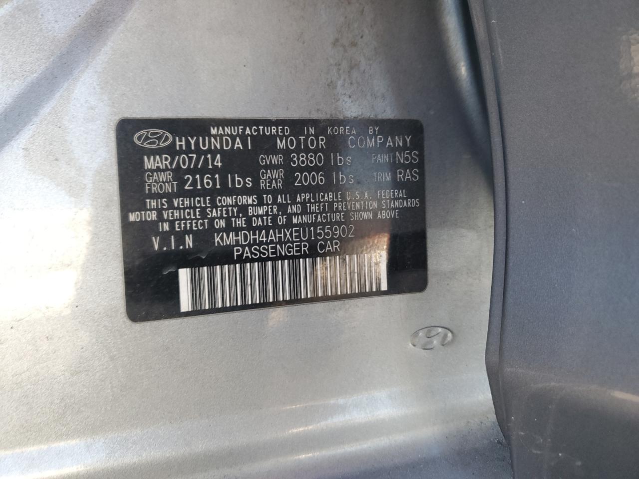 2014 Hyundai Elantra - Image 12