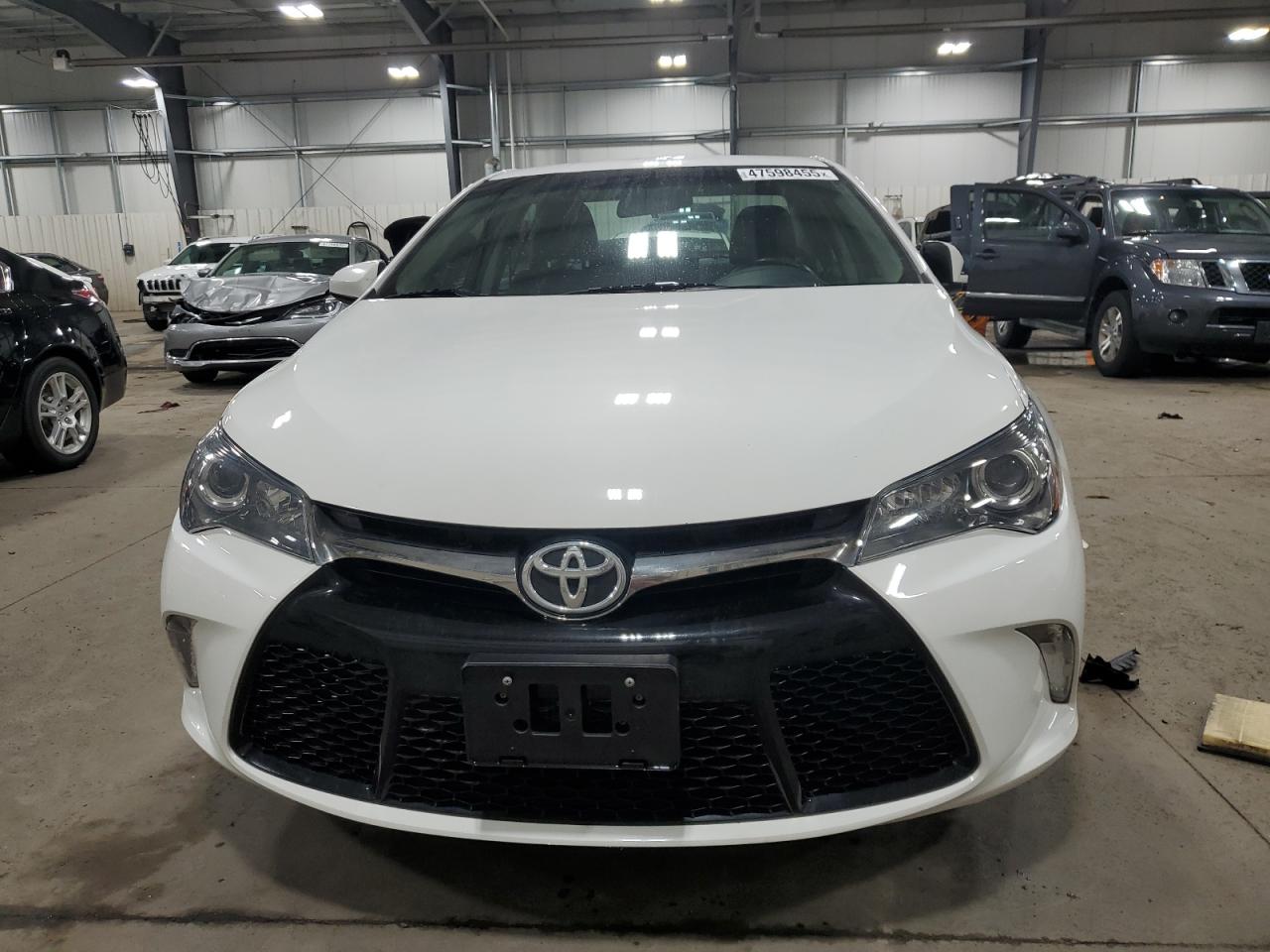 2015 Toyota Camry - Image 5