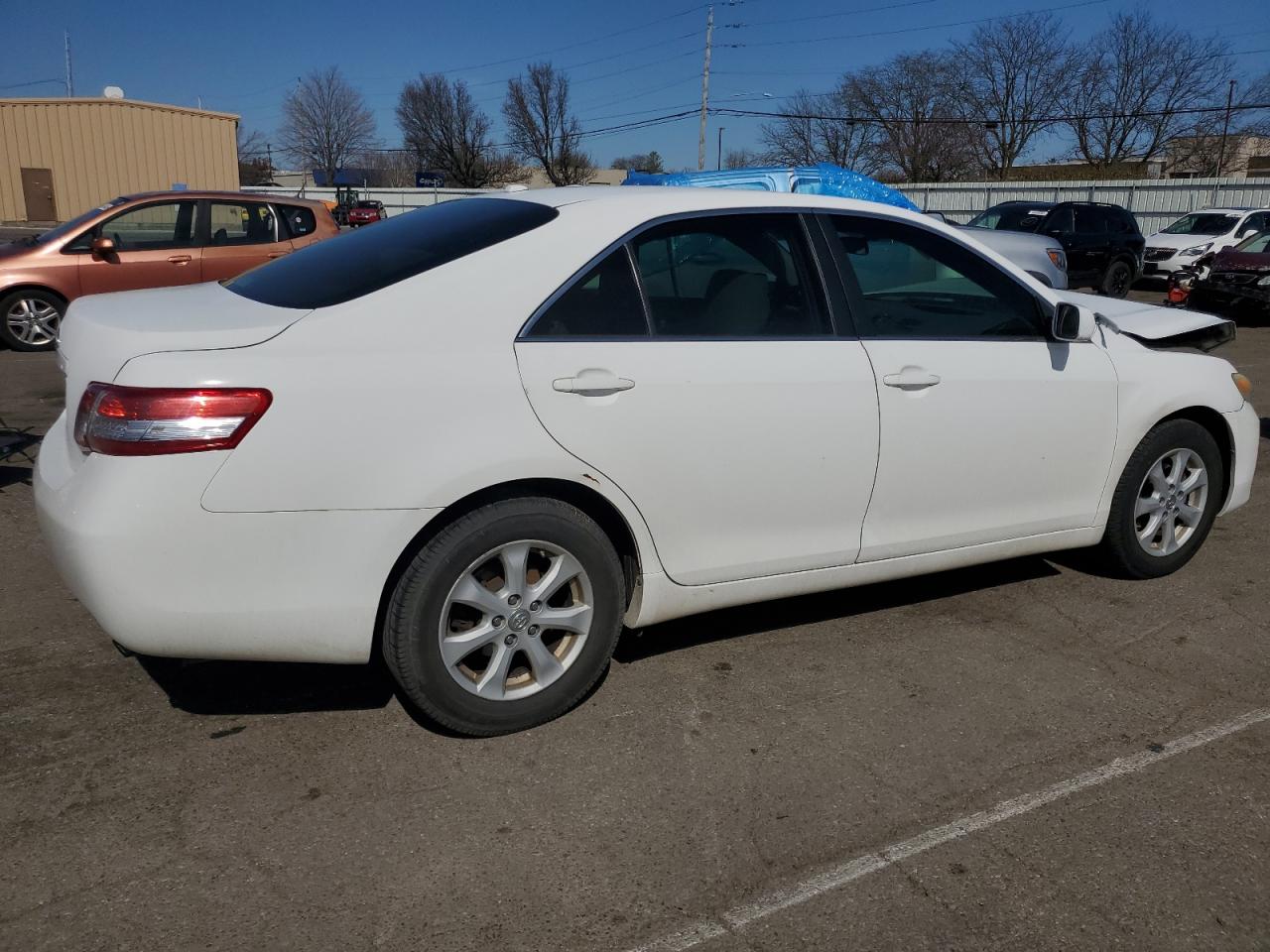 2011 Toyota Camry - Image 3