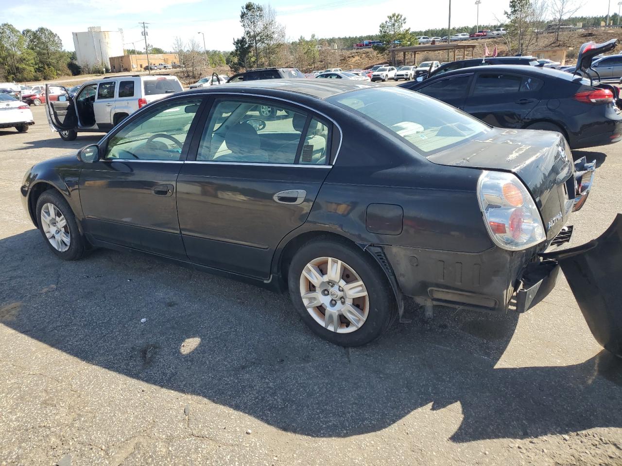 2004 Nissan Altima - Image 2