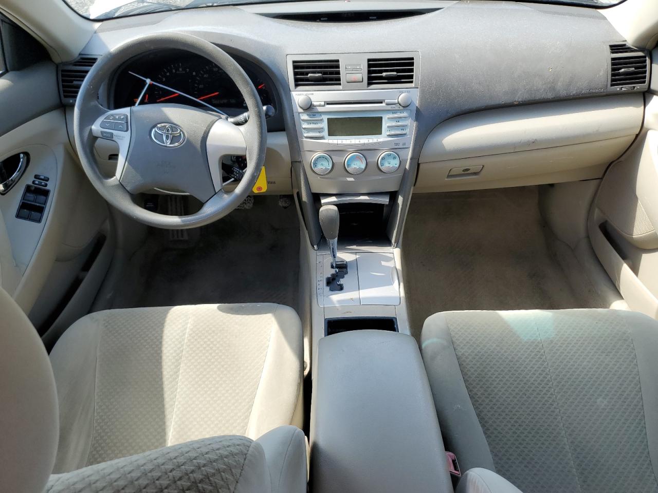 2009 Toyota Camry - Image 8