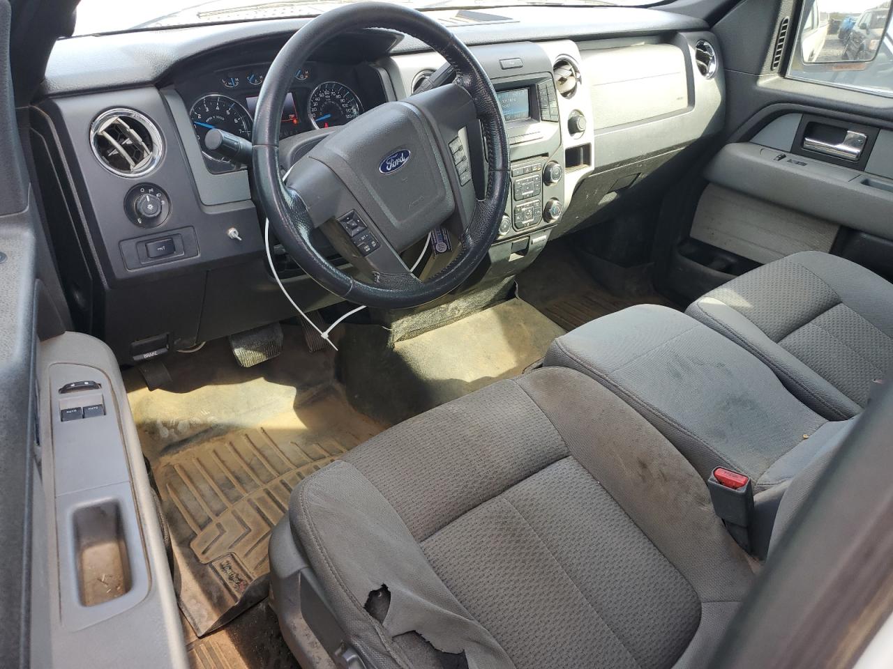2013 Ford F-150 - Image 8