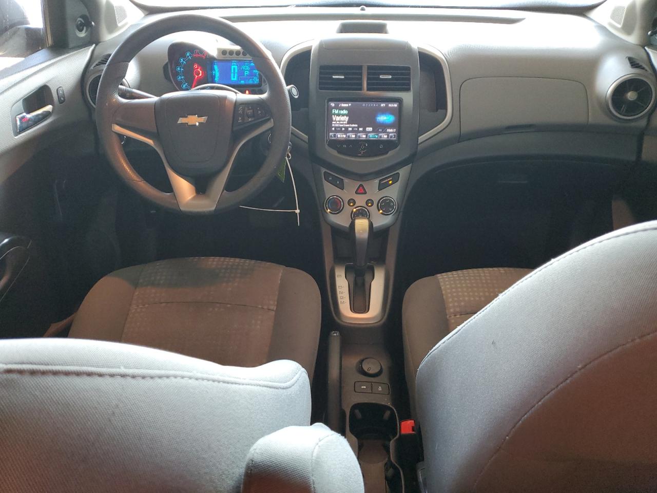 2014 Chevrolet Sonic - Image 8