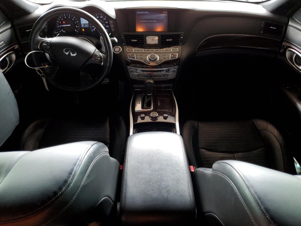 2013 Infiniti M - Image 8