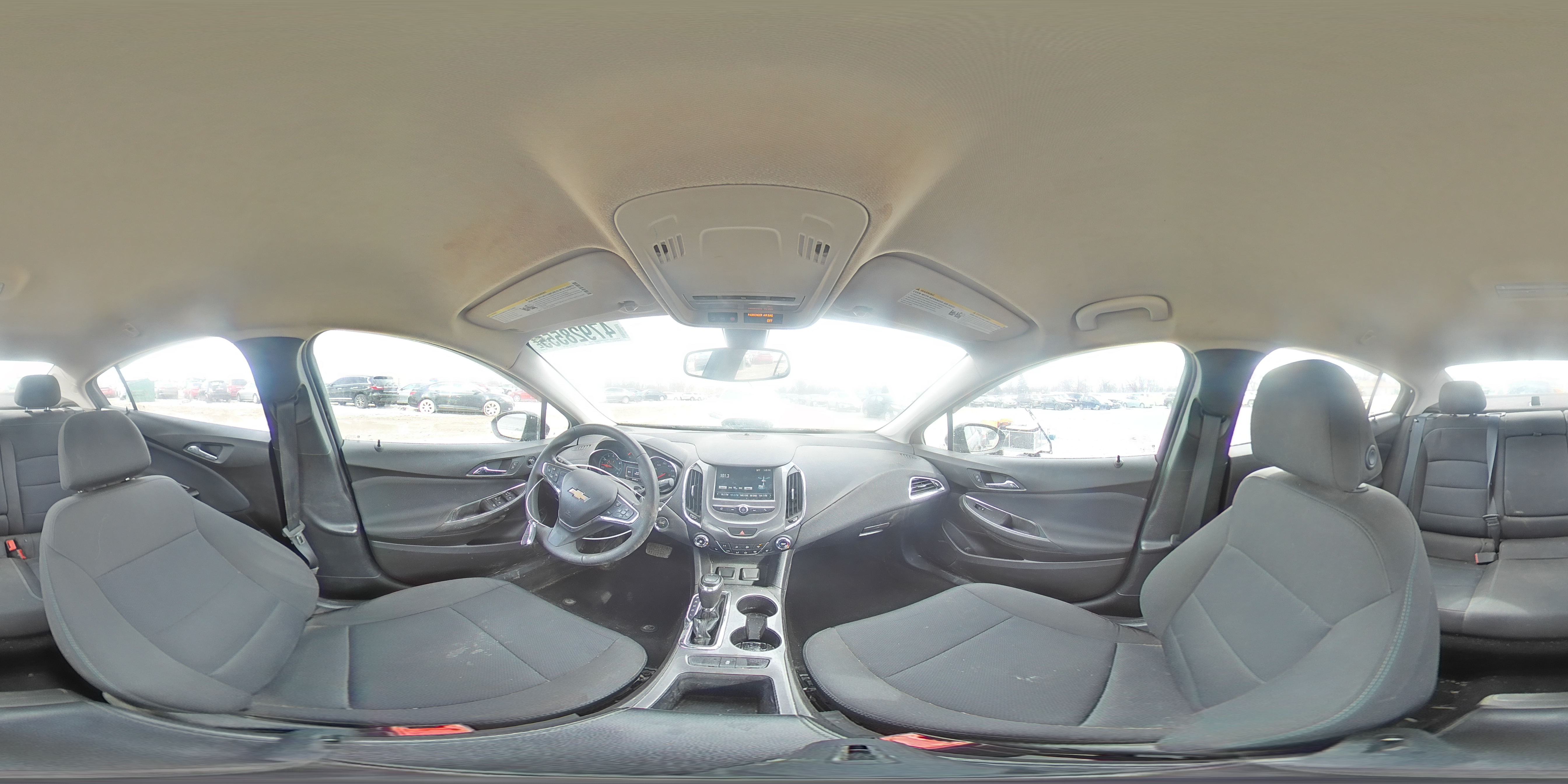 2018 Chevrolet Cruze - Image 13