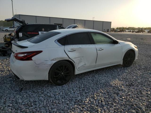  NISSAN ALTIMA 2017 Biały