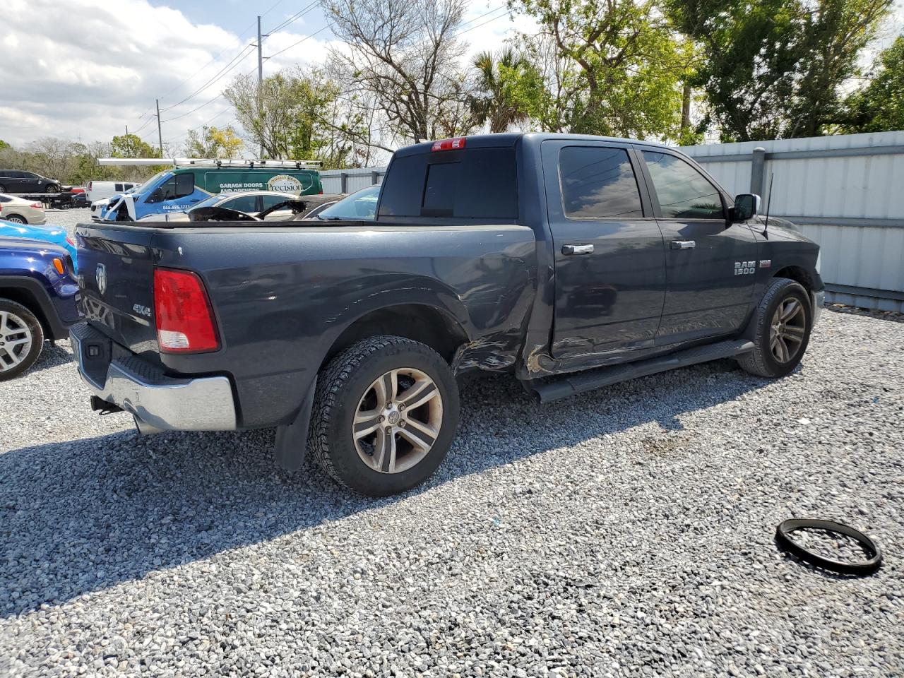2017 RAM 1500 - Image 3