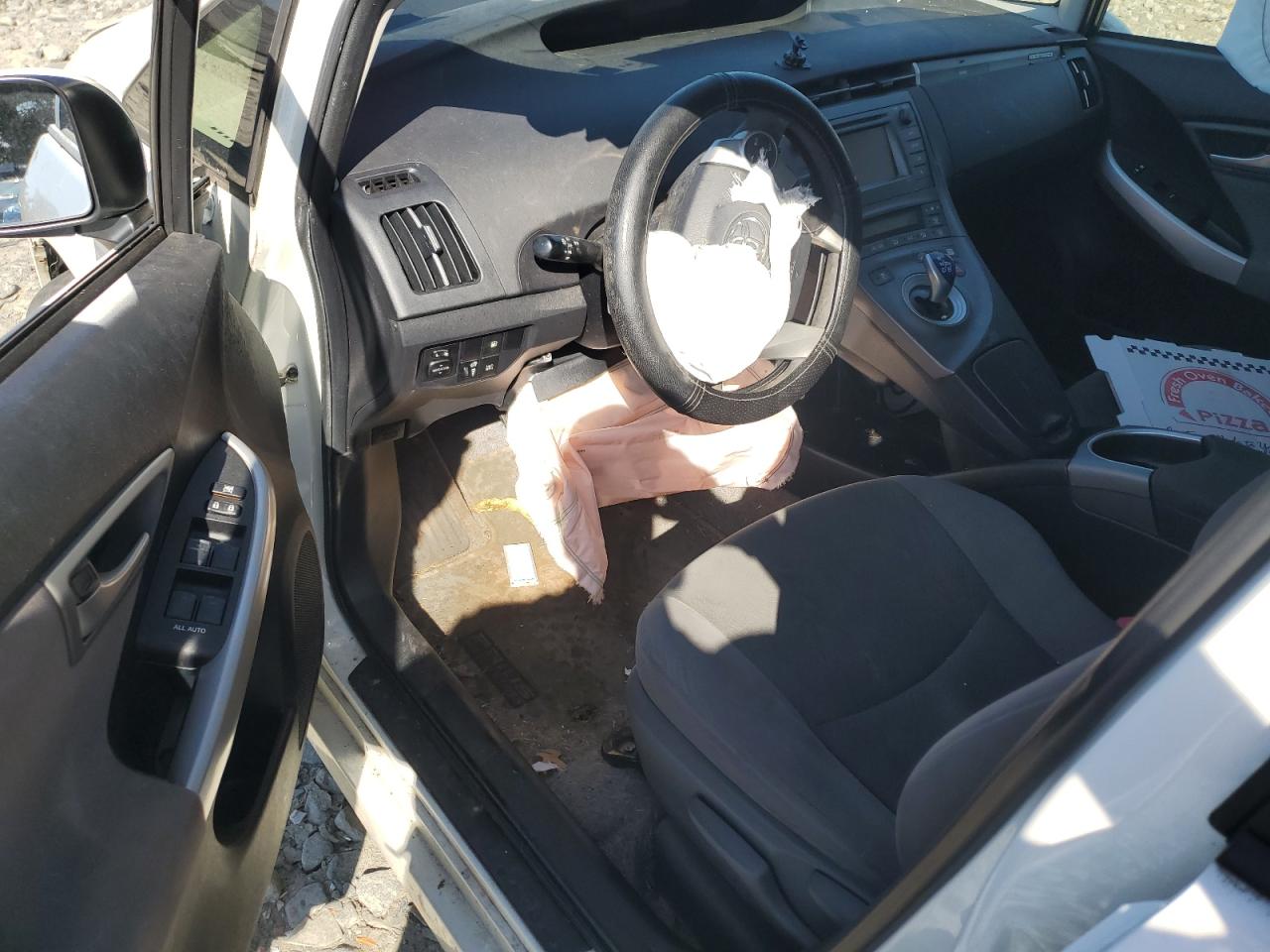 2013 Toyota Prius - Image 8